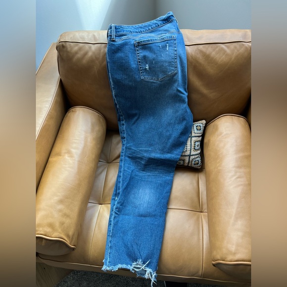 TORRID Boyfriend Straight Leg Stretch Jeans, Distressed - Picture 2 of 16